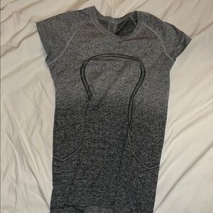 Lululemon Swiftly tech